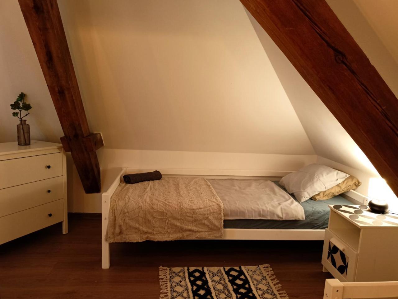 Lemuria Pokoje Hostel Chojnowska A Legnica Eksteriør billede