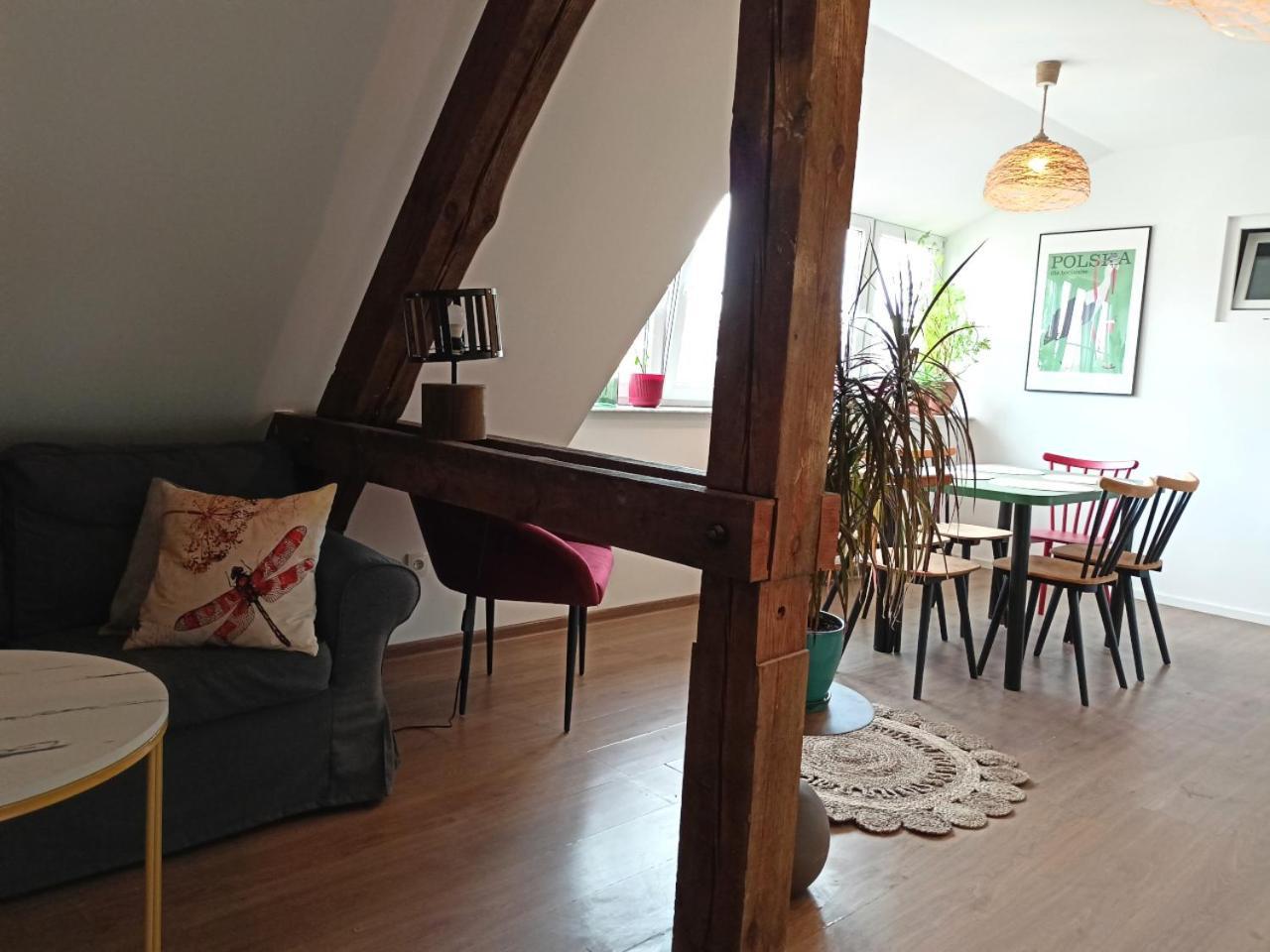 Lemuria Pokoje Hostel Chojnowska A Legnica Eksteriør billede